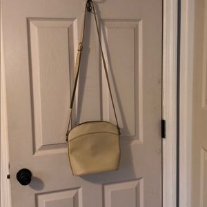 -Vintage Longchamp 🛍cream crossbody